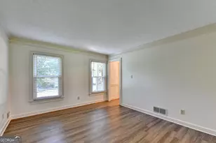 886 Marbrook Dr, Lawrenceville, GA 30044 - Photo 7