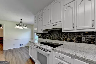 886 Marbrook Drive, Lawrenceville, GA 30044 - Photo 13