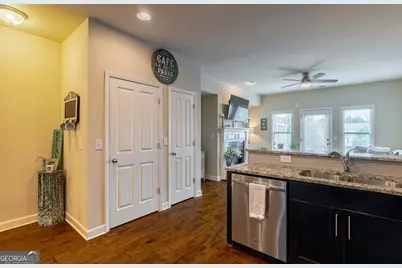 7510 Stoneridge Drive, Atlanta, GA 30328 - Photo 13