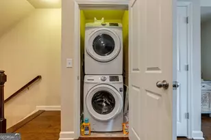 7510 Stoneridge Dr, Atlanta, GA 30328 - Photo 37