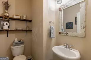 7510 Stoneridge Dr, Atlanta, GA 30328 - Photo 7