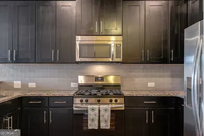 7510 Stoneridge Drive, Atlanta, GA 30328 - Photo 11