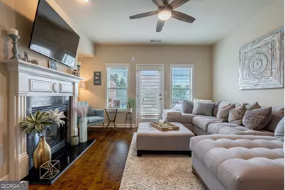 7510 Stoneridge Drive, Atlanta, GA 30328 - Photo 17