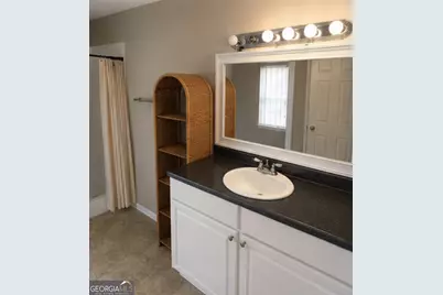10448 Iron Gate Lane, Jonesboro, GA 30238 - Photo 5