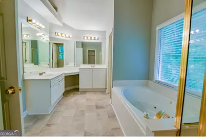 4647 Cedar Wood Drive SW, Lilburn, GA 30047 - Photo 27