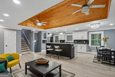 1564 Bubbling Creek Road NE, Brookhaven, GA 30319 - Photo 9