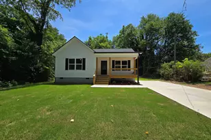 121 Lewis St, Summerville, GA 30747 - Photo 1