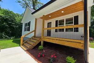 121 Lewis St, Summerville, GA 30747 - Photo 3
