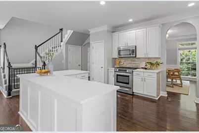 1452 Sylvan Circle, Atlanta, GA 30319 - Photo 11
