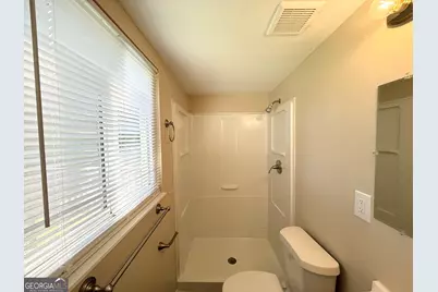 2039 Raintree Place, Lithonia, GA 30058 - Photo 9