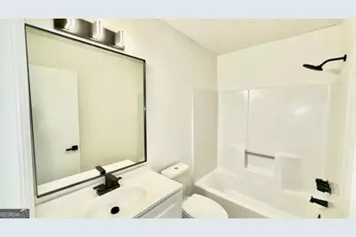 2070 Mallard Way, Lithonia, GA 30058 - Photo 23