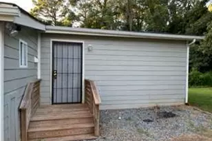 1719 Mary George Ave NW, Atlanta, GA 30318 - Photo 21