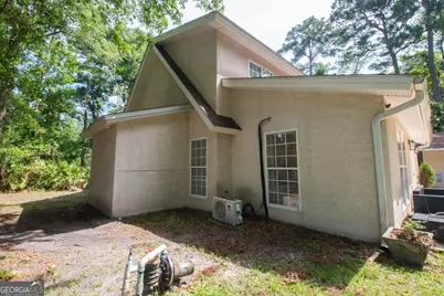 204 Winnie Trail, Brunswick, GA 31525 - Photo 5