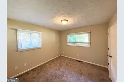 2792 Plantation Drive, Atlanta, GA 30344 - Photo 5