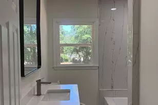 1726 Centra Villa Dr SW, Atlanta, GA 30311 - Photo 9