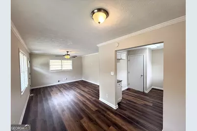 933 Capitol View Avenue NW, Atlanta, GA 30318 - Photo 3