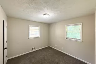 933 Capitol View Ave NW, Atlanta, GA 30318 - Photo 7