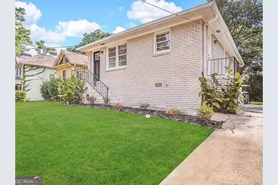 933 Capitol View Avenue NW, Atlanta, GA 30318 - Photo 1