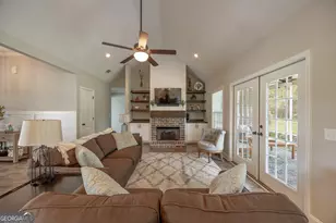 242 Canterberry Pl, Statesboro, GA 30458 - Photo 3