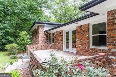 1025 Vistavia Circle, Decatur, GA 30033 - Photo 3