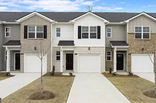 202 Kenmore Cir, Perry, GA 31069 - Photo 1