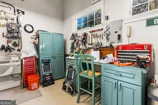 34 E 50th St, Savannah, GA 31405 - Photo 37