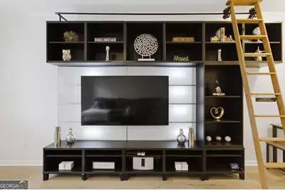 1428 Liberty Parkway NW, Atlanta, GA 30318 - Photo 7