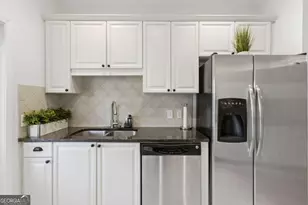 1428 Liberty Pkwy NW, Atlanta, GA 30318 - Photo 3