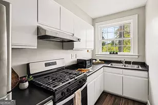 21 Peachtree Memorial Dr NW, Atlanta, GA 30309 - Photo 3