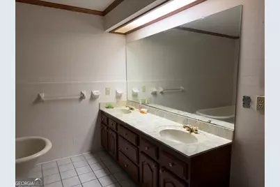 206 Ridge Circle, Dublin, GA 31021 - Photo 11