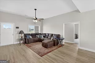 313 Old Rockdale Dr, Statesboro, GA 30461 - Photo 7