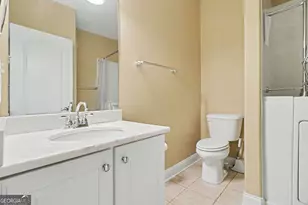 303 Commonwealth Cir, Newnan, GA 30263 - Photo 19