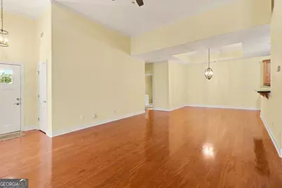 303 Commonwealth Circle, Newnan, GA 30263 - Photo 7