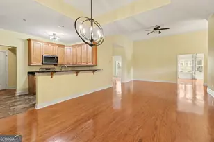303 Commonwealth Cir, Newnan, GA 30263 - Photo 11