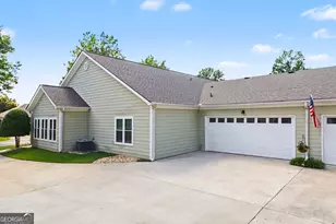 303 Commonwealth Cir, Newnan, GA 30263 - Photo 29