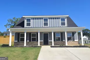 241 Charlotte Cir, Statham, GA 30666 - Photo 1