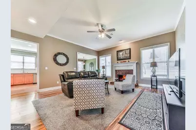 3201 Warren Creek Drive, Powder Springs, GA 30127 - Photo 11