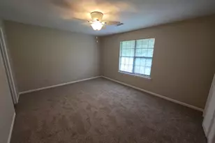 300 Handley Ct A, Tyrone, GA 30290 - Photo 11