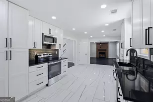 650 Paper Creek Dr, Lawrenceville, GA 30046 - Photo 17