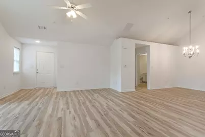 400 Silver Summit Drive SE, Conyers, GA 30094 - Photo 7
