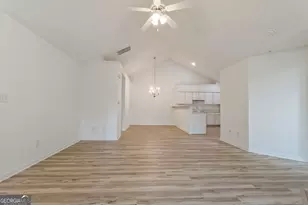 400 Silver Summit Dr SE, Conyers, GA 30094 - Photo 5