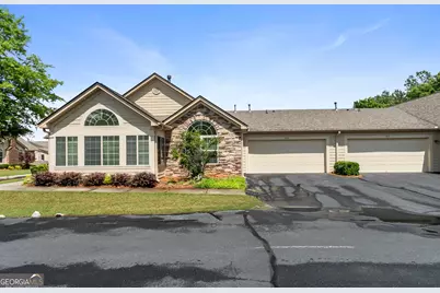 400 Silver Summit Drive SE, Conyers, GA 30094 - Photo 1