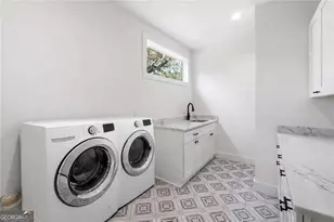 1696 Dunwoody Pl NE, Atlanta, GA 30324 - Photo 45