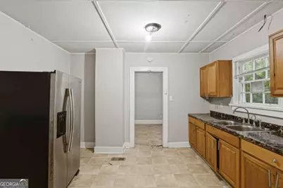 2641 Sylvan Road, Atlanta, GA 30344 - Photo 11