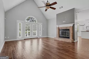 1007 River Pointe Dr, Albany, GA 31701 - Photo 5
