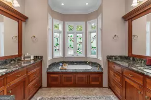 1121 Parrotts Cove Rd, Greensboro, GA 30642 - Photo 23