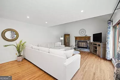 360 Darren Drive, Fayetteville, GA 30215 - Photo 7
