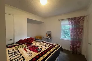 673 Valleyview Dr, Forest Park, GA 30297 - Photo 5