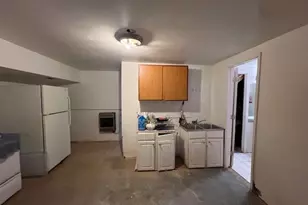 673 Valleyview Dr, Forest Park, GA 30297 - Photo 17