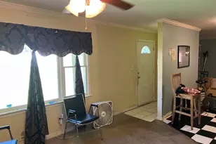 673 Valleyview Dr, Forest Park, GA 30297 - Photo 9